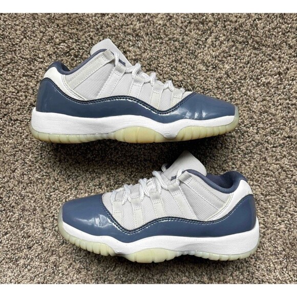 Nike Air Jordan 11 Retro Low Diffused Blue Size 4.5 Youth (Size 6 Women's) - Picture 1 of 7